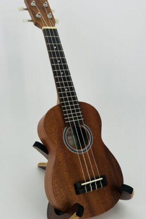 Hora Ukulele All-Solid Mahagoni Sopran
